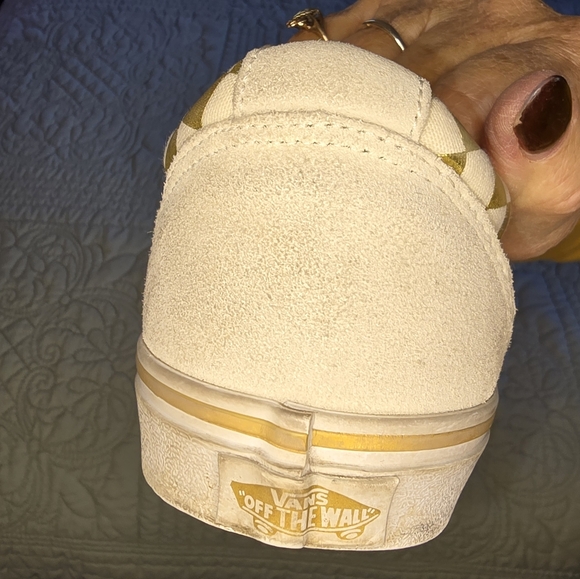 Vans Cream and Gold Checkered Sneakers Womens 9 Or Mens 7.5 - Picture 7 of 9